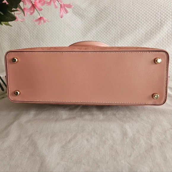 Coach KATY Satchel in Signature Design - Blush Pink Color - EUC - Picture 11 of 12